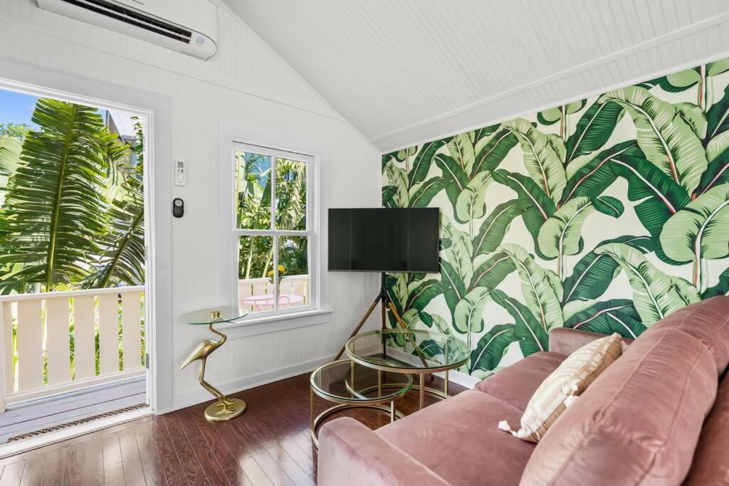 The Julia Place Carriage House *